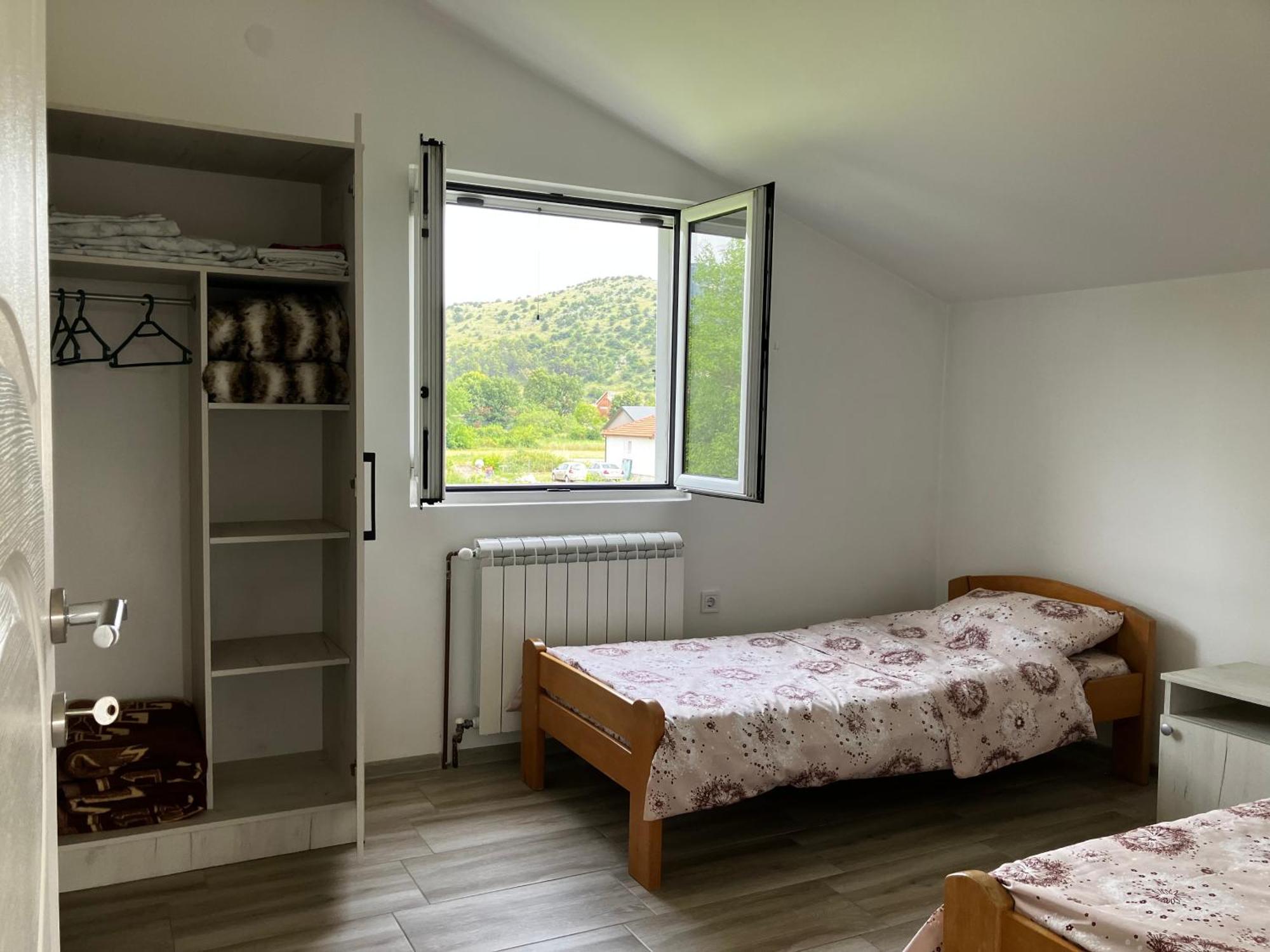 דירות פודגוריצה Cozy, Fully Equipped, Free Parking&Wifi, Quiet, 2Bd מראה חיצוני תמונה