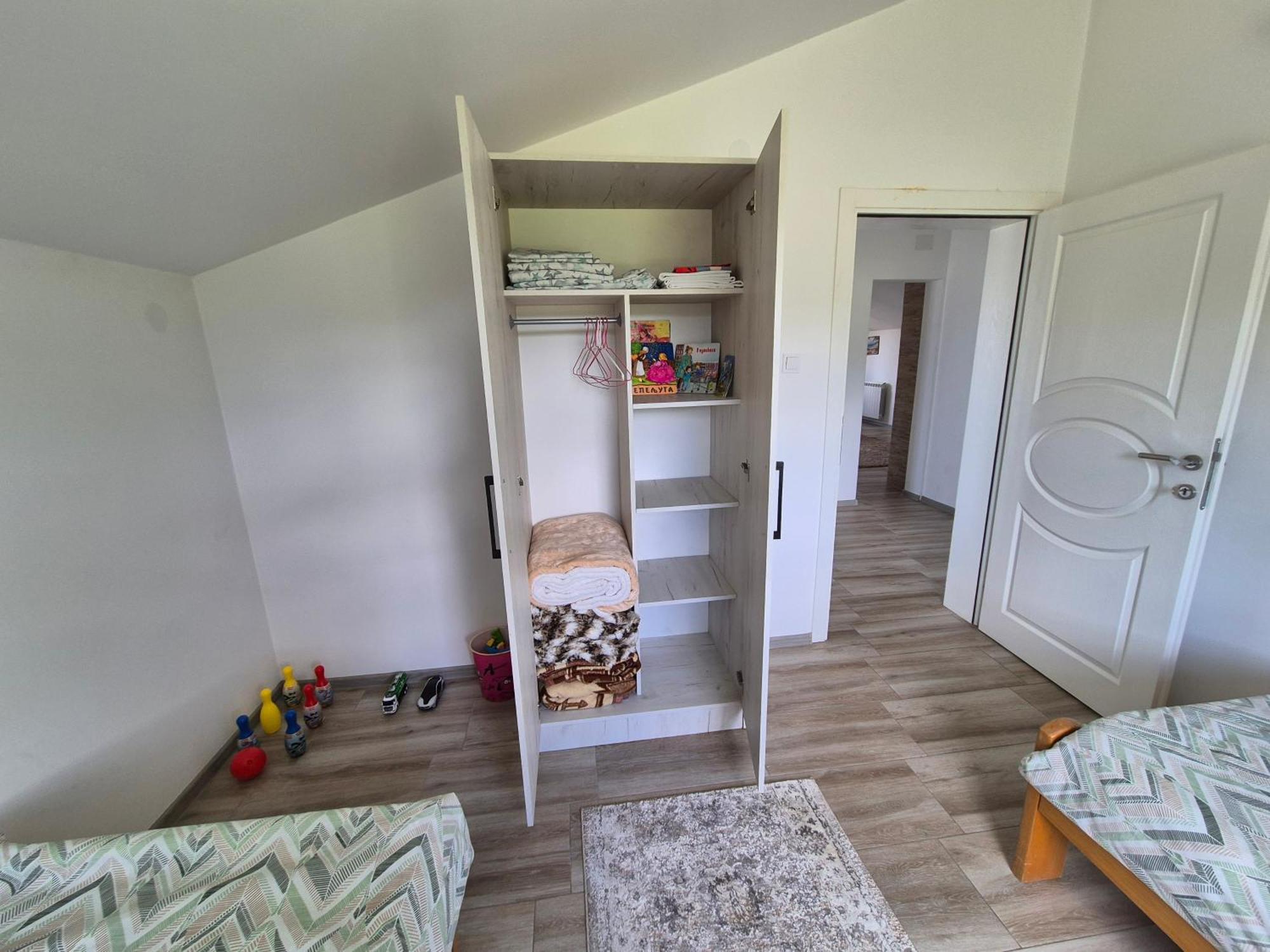 דירות פודגוריצה Cozy, Fully Equipped, Free Parking&Wifi, Quiet, 2Bd מראה חיצוני תמונה