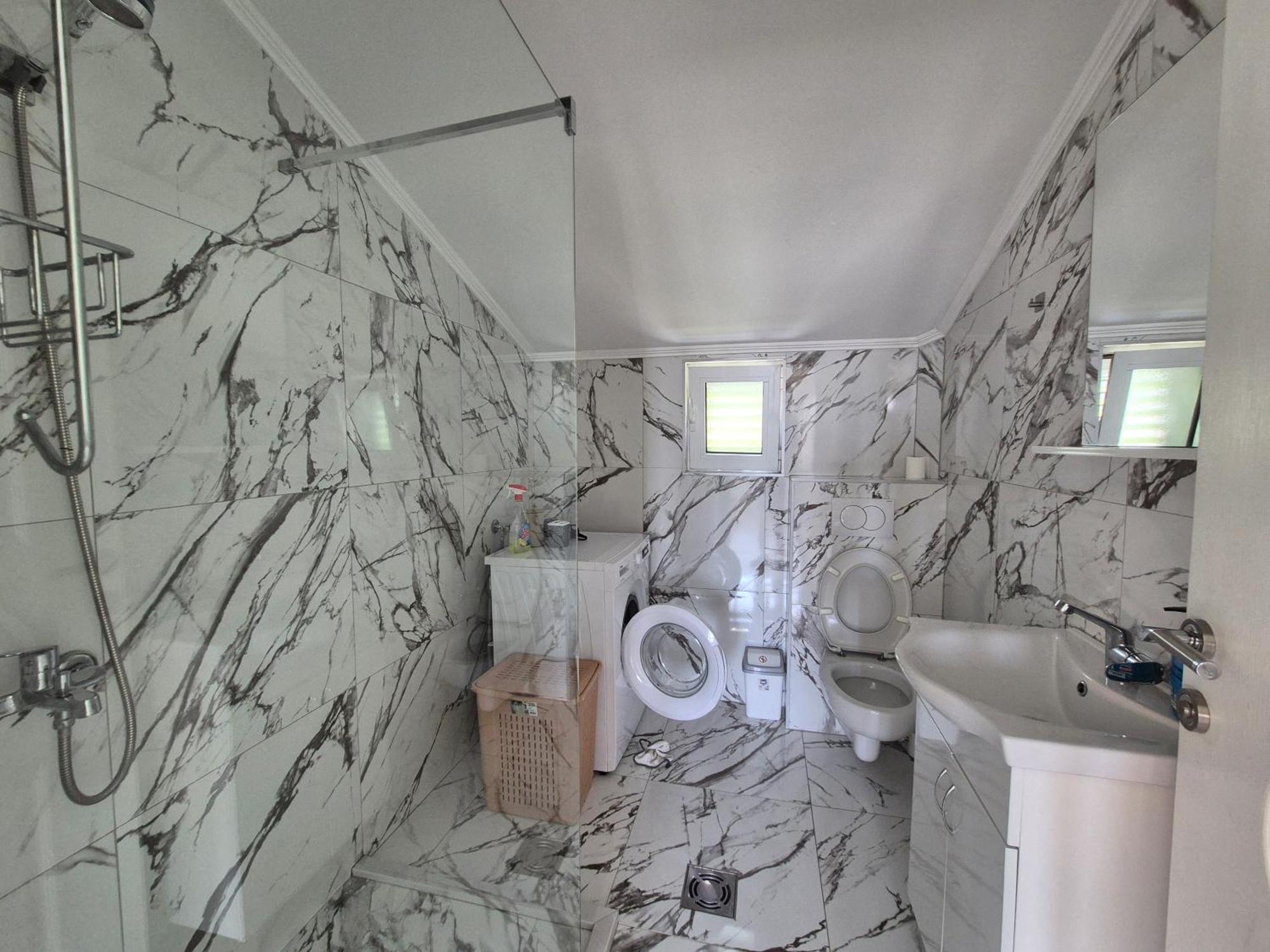 דירות פודגוריצה Cozy, Fully Equipped, Free Parking&Wifi, Quiet, 2Bd מראה חיצוני תמונה